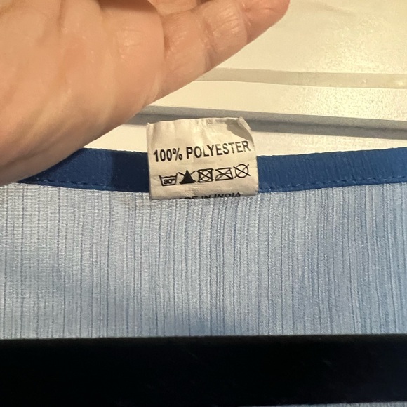 Adorable Beach cover up in beautiful ocean blue color. - Picture 6 of 8